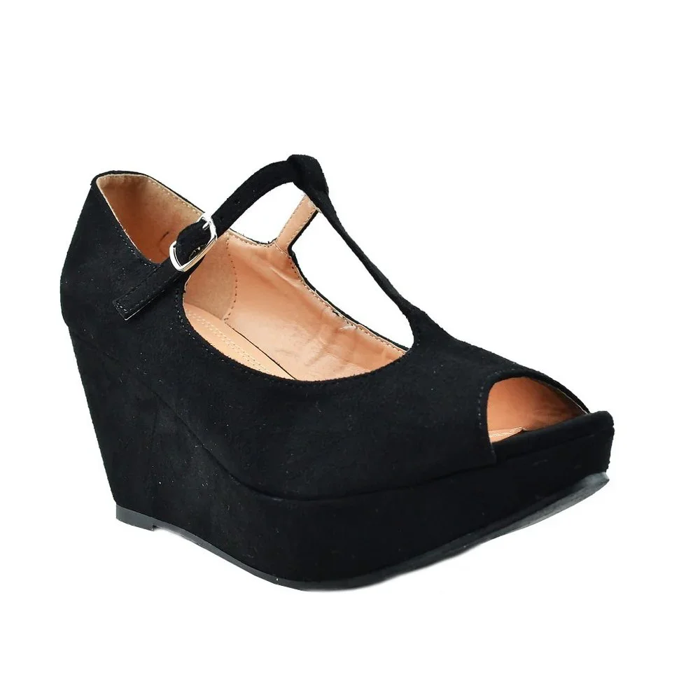 WEDGED HEEL SANDAL WITH T-STRAP